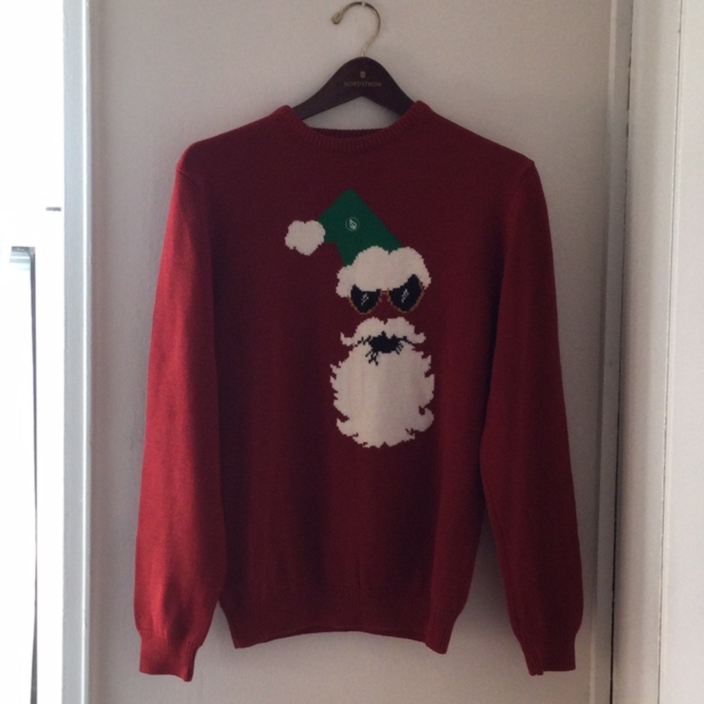 New . Christmas , beautiful sweater for the holidays. Good fabric.